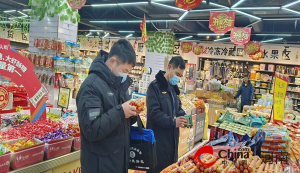 驻马店市驿城区沙河店镇：食品安全再检查 守护居民“舌尖味”(图1)