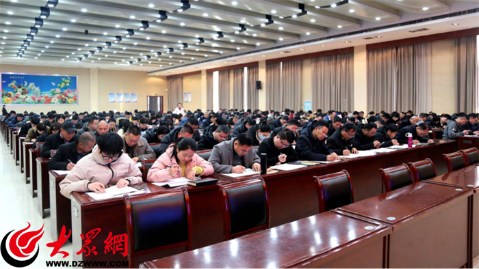 聚焦学校食堂食品安全 牡丹区300余名食堂管理人员现场考试_今日头条_大众网(图2)